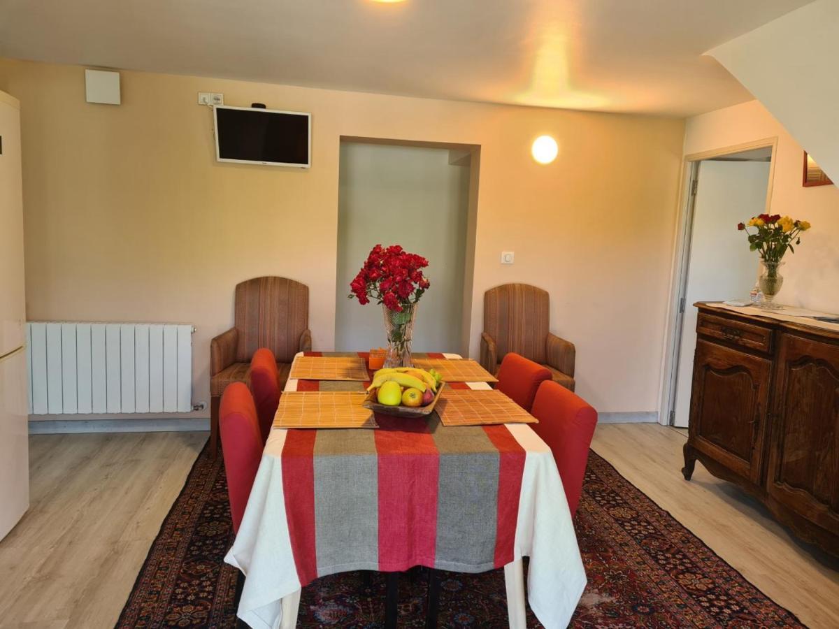 אונדאיי Appartement Avec Cuisine Et Grande Piscine Chauffee מראה חיצוני תמונה
