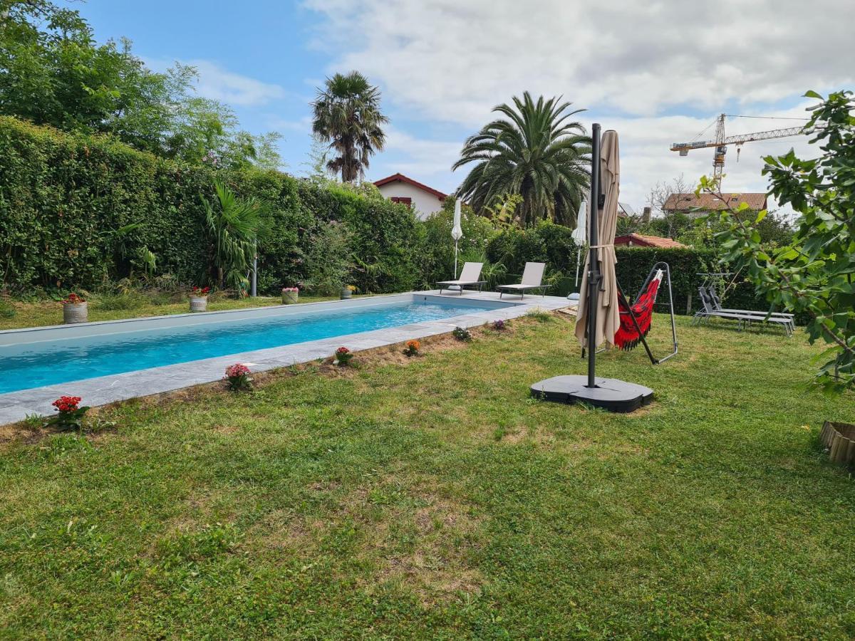 אונדאיי Appartement Avec Cuisine Et Grande Piscine Chauffee מראה חיצוני תמונה