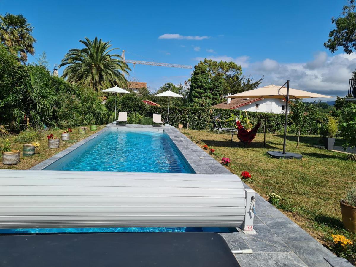 אונדאיי Appartement Avec Cuisine Et Grande Piscine Chauffee מראה חיצוני תמונה