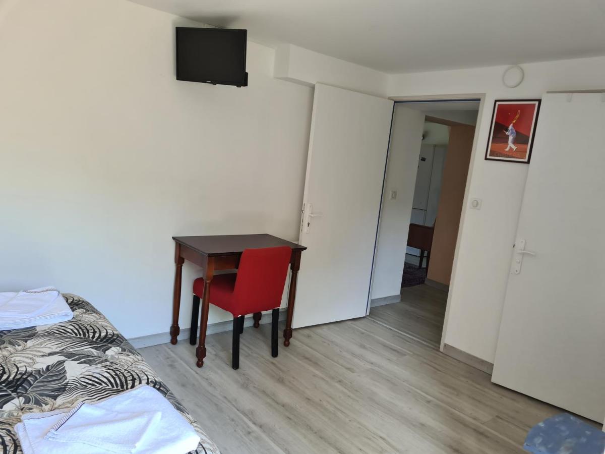 אונדאיי Appartement Avec Cuisine Et Grande Piscine Chauffee מראה חיצוני תמונה